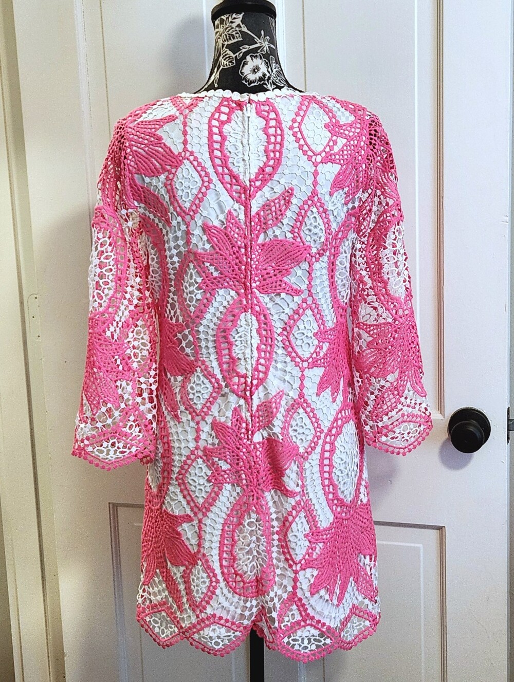 🦄VERY HTF Lilly Pulitzer🦄 - Lottie Romper - Picture 2 of 16
